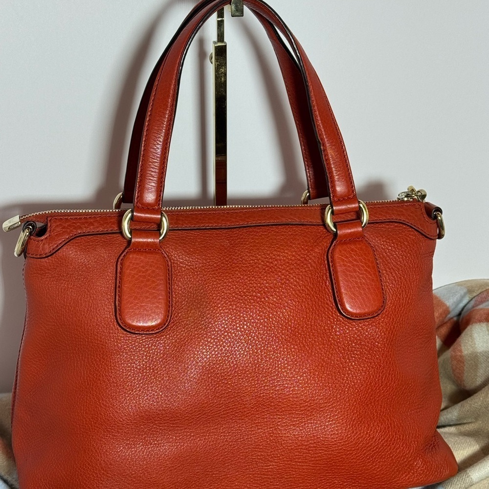 SALE
AUTHENTIC Gucci SoHo Leather Handbag - Picture 5 of 14